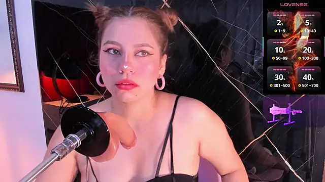 Snapshot of abby_blond_ chatting on 29, 11, 2025 abby blond online show from 29, 11, 2025