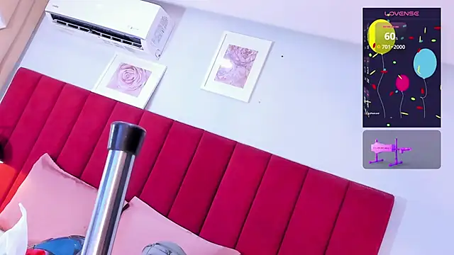 Snapshot of abby_blond_ chatting on 13, 11, 2025 abby blond online show from 13, 11, 2025