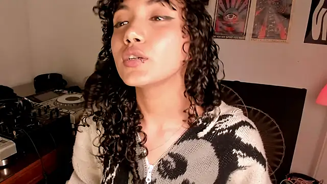 Nati     online show from 12, 2, 2026