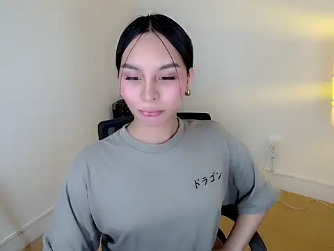 holly tabby online show from 6, 2, 2026