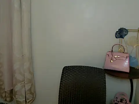 Annaloula online show from 19, 11, 2025