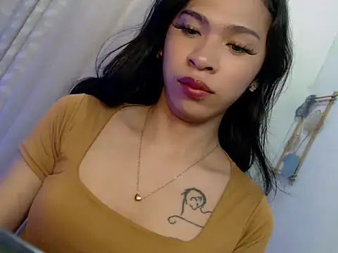 Annaloula online show from 10, 4, 2026