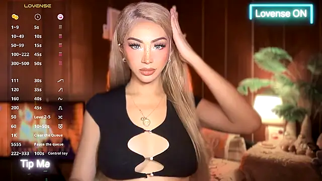 Snapshot of Miss_Ann69 chatting on 18, 10, 2025 Miss Ann69 online show from 18, 10, 2025