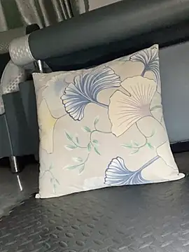 meiiijr55 online show from 8, 1, 2026