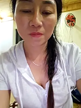 babychill09 online show from 3, 10, 2025