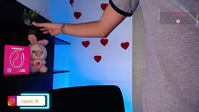 Ezra Storm online show from 4, 3, 2026