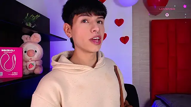 Ezra Storm online show from 16, 2, 2026