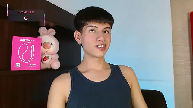 Ezra Storm online show from 12, 11, 2025