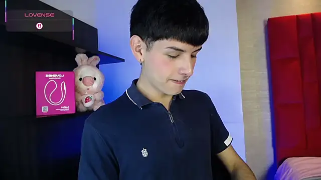 Ezra Storm online show from 25, 10, 2025