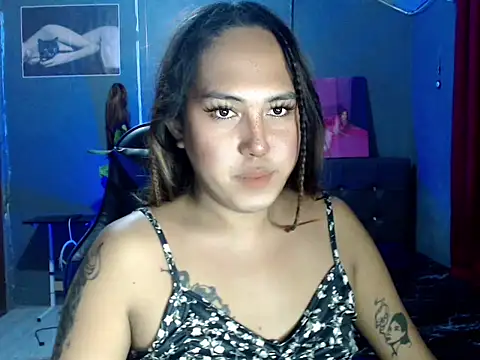 Snapshot of urtranspinay chatting on 2, 10, 2025 urtranspinay online show from 2, 10, 2025
