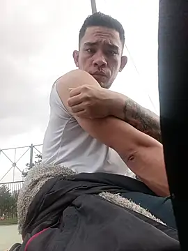 Snapshot of Andreshot911 chatting on 5, 11, 2025 Andreshot911 online show from 5, 11, 2025