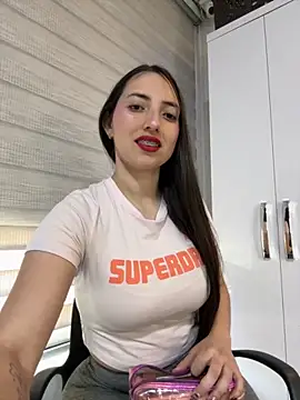 Snapshot of AndieJones_ chatting on 12, 11, 2025 AndieJones online show from 12, 11, 2025