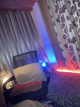 Lovely Daugs online show from 27, 6, 2026
