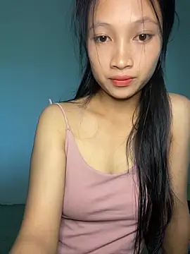 Snapshot of vyvy777 chatting on 10, 9, 2025 vyvy777 online show from 10, 9, 2025