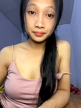 Snapshot of vyvy777 chatting on 25, 10, 2025 vyvy777 online show from 25, 10, 2025