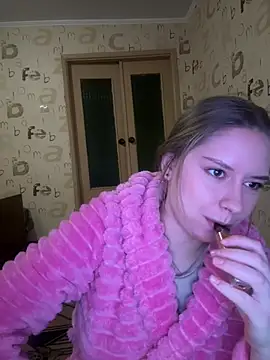 Tomyris yuki online show from 7, 2, 2026