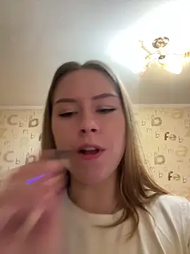 Tomyris yuki online show from 10, 2, 2026