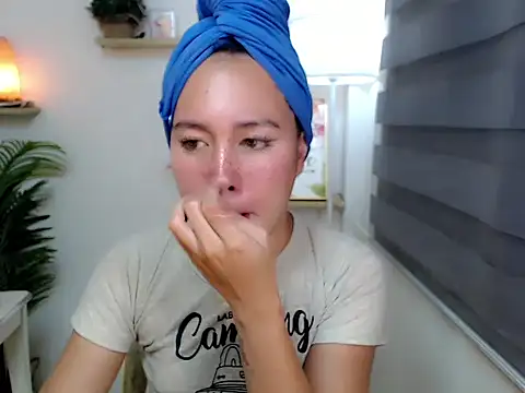 kimbratx online show from 28, 9, 2025