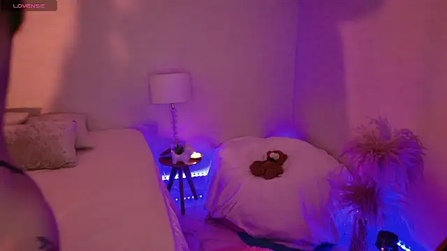 emily mars1 online show from 28, 11, 2025