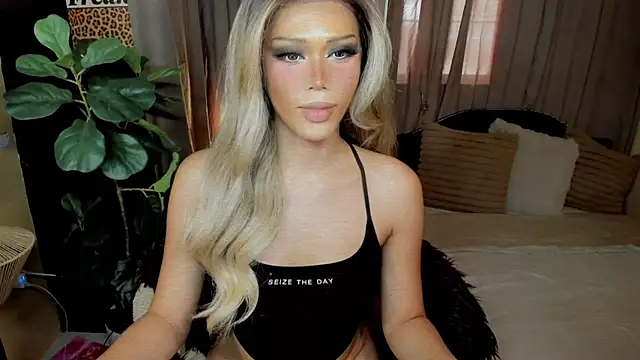 Candicebloom online show from 7, 4, 2026