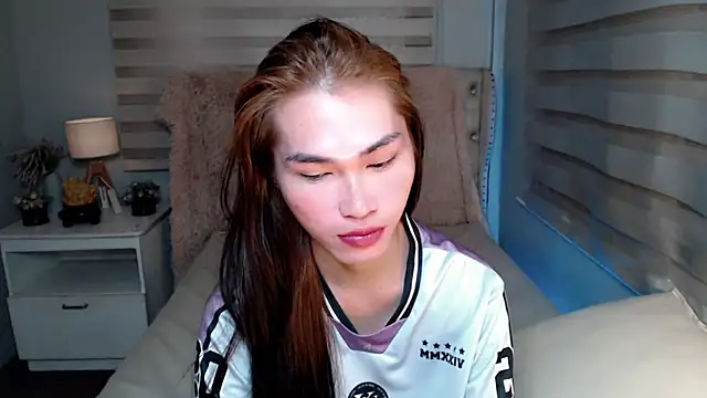 lovelychanel69xx online show from 17, 10, 2025