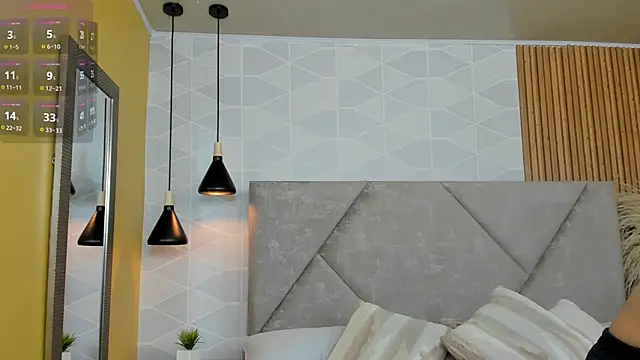 Snapshot of Jade_Whisper chatting on 30, 10, 2025 Jade Whisper online show from 30, 10, 2025