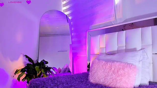 sara goddess01 online show from 19, 9, 2025