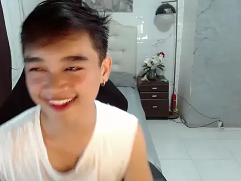 Snapshot of sexysam14 chatting on 4, 11, 2025 sexysam14 online show from 4, 11, 2025