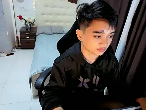 Snapshot of sexysam14 chatting on 27, 10, 2025 sexysam14 online show from 27, 10, 2025