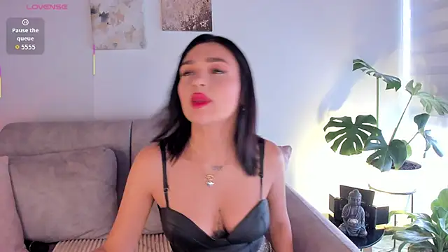 Snapshot of Estrer_collins chatting on 29, 9, 2025 Estrer collins online show from 29, 9, 2025