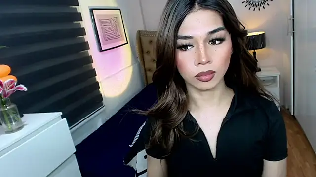 Snapshot of solana_imani chatting on 15, 10, 2025 solana imani online show from 15, 10, 2025