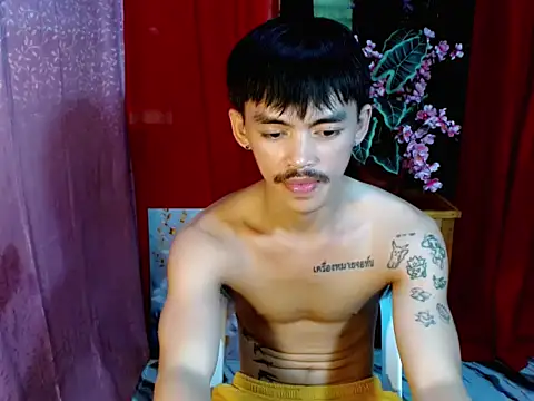 Snapshot of urhunky_boy chatting on 1, 7, 2026 urhunky boy online show from 1, 7, 2026