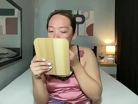 Hotseductivests online show from 22, 4, 2026