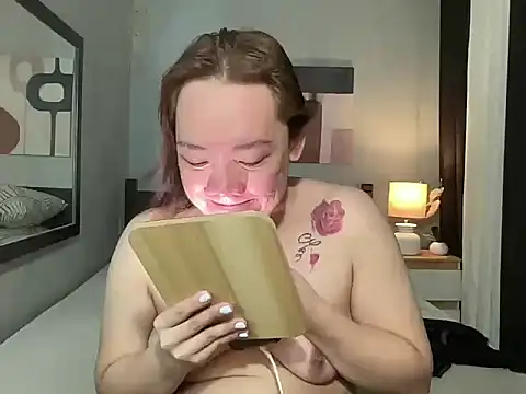 Hotseductivests online show from 27, 3, 2026