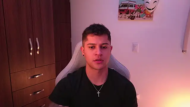 domsantiago  online show from 18, 10, 2025