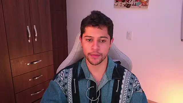 domsantiago  online show from 25, 11, 2025