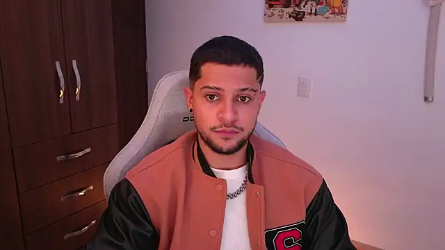 domsantiago  online show from 14, 2, 2026