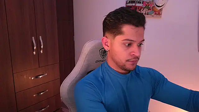 domsantiago  online show from 30, 11, 2025