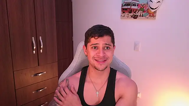 domsantiago  online show from 5, 11, 2025