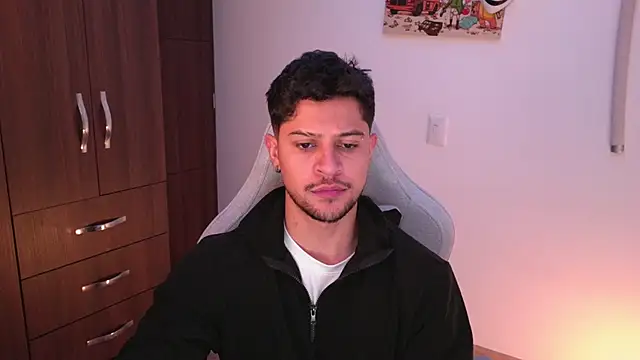 domsantiago  online show from 17, 12, 2025