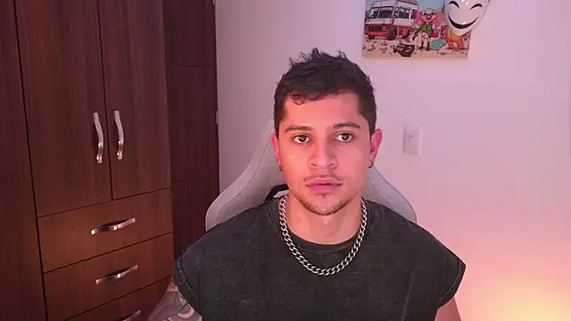 domsantiago  online show from 3, 11, 2025