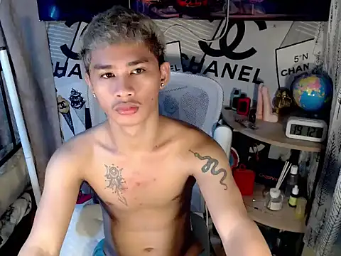 asianhardcock25 online show from 18, 4, 2026