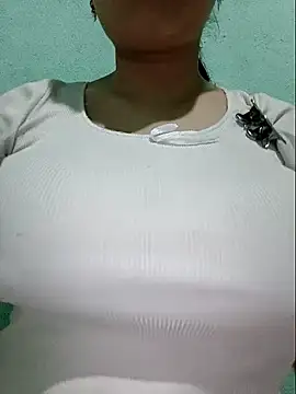 Shiny Babe online show from 4, 5, 2026