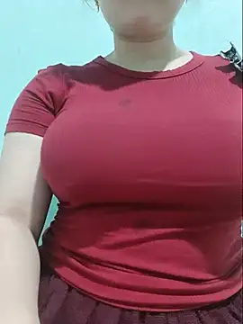 Snapshot of Shiny_Babe chatting on 18, 7, 2026 Shiny Babe online show from 18, 7, 2026