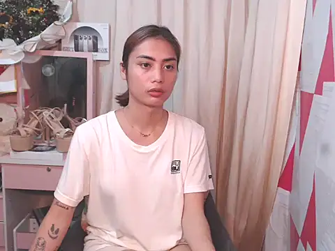 Snapshot of miss-miya chatting on 14, 11, 2025 miss-miya online show from 14, 11, 2025