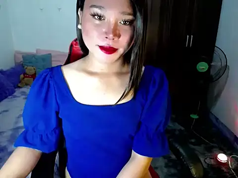 Urassiansweetcummer online show from 29, 5, 2026
