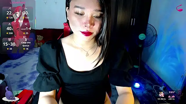 Snapshot of Urassiansweetcummer chatting on 13, 7, 2026 Urassiansweetcummer online show from 13, 7, 2026
