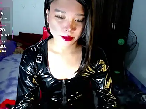 Snapshot of Urassiansweetcummer chatting on 20, 7, 2026 Urassiansweetcummer online show from 20, 7, 2026