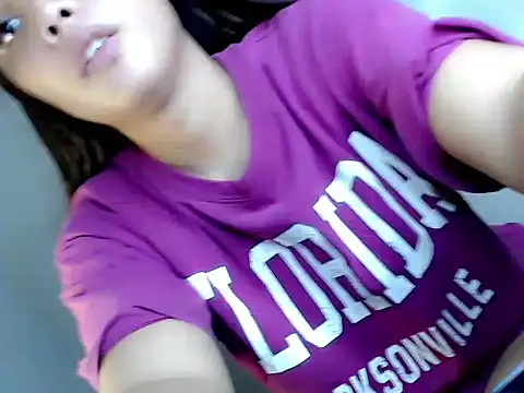 Snapshot of yolly_fox chatting on 31, 5, 2026 yolly fox online show from 31, 5, 2026