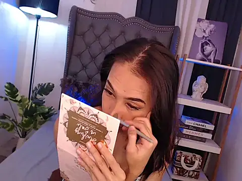 Sweet kittyxx online show from 14, 1, 2026